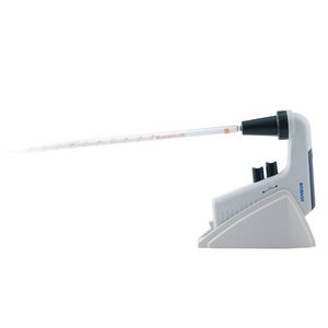 elektronischer Pipettierer / batteriebetrieben