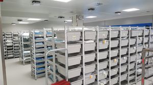 modulares Regal / für Körbe / für Behälter / offene Bauweise