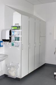 Krankenhausschrank 1