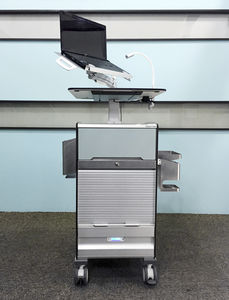 medizinischer Computerwagen