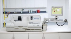 automatischer Immunoassay-Analysator