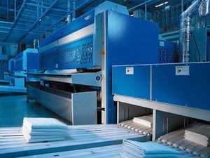 Faltmaschine für Laken 1