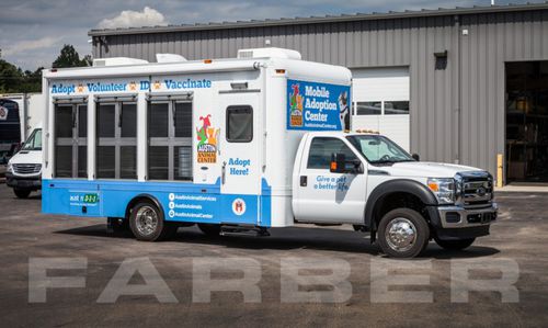 Mobile Krankenstation / für Veterinärmedizin - 16233 - Farber Specialty Vehicles - LKW / Kofferfahrzeug / Diesel