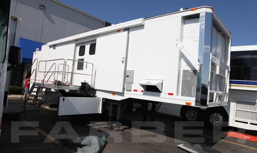 Mobile Krankenstation / Labor - 15937 - Farber Specialty Vehicles - Anhänger