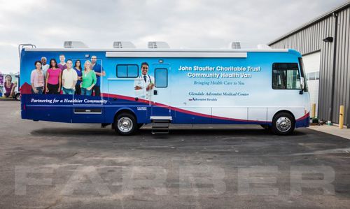 Mobile Krankenstation / für Veterinärmedizin - 16227 - Farber Specialty Vehicles - Bus / Diesel / automatisch