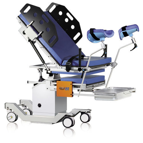 Elektrischer Geburtsstuhl - BN 93 series - Nuova BN - mechanisch / auf Rollen / Fußstütze