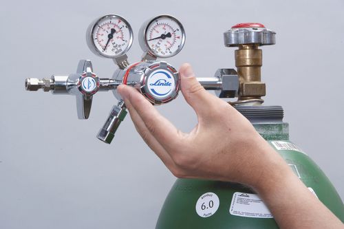 DIN-Steckdose - ABNT - Linde HiQ - Typ BS / Gas