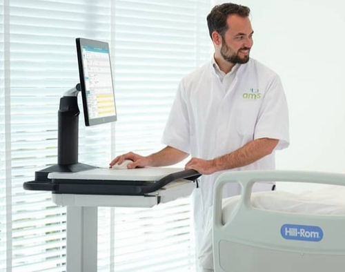 Computerwagen zur Medikamentenausgabe - AMiS-X - ALPHATRON MEDICAL GmbH - Akku / höhenverstellbar
