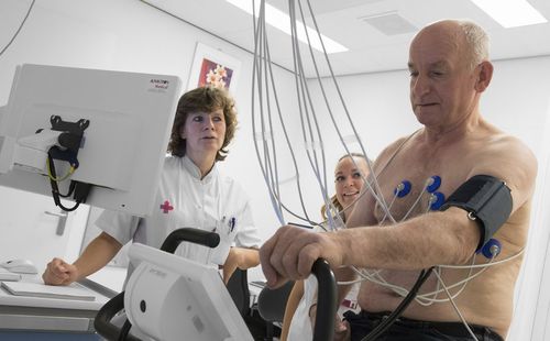 Medizinischer Wagen - ALPHATRON MEDICAL GmbH - für Kliniken / für EKG / für Transport