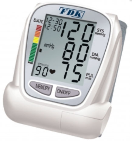 Automatischer Blutdruckmonitor - FT-B22Y-V(B) - Fudakang Industrial LLC. - Handgelenk / mit integrierter Manschette / 1x90
