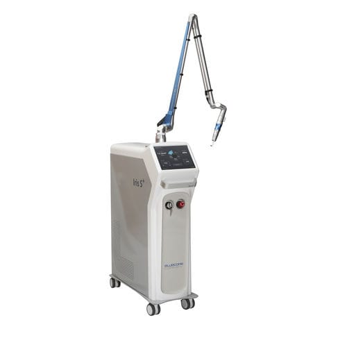 Dermatologie-Laser - Iris s+ - Bluecore Company - zur Tattooentfernung / Nd:YAG / auf Wagen