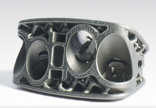 Zervikothorakales Zwischenwirbelimplantat - X360 - NuVasive - lateraler Zugang / Titan / aus PEEK