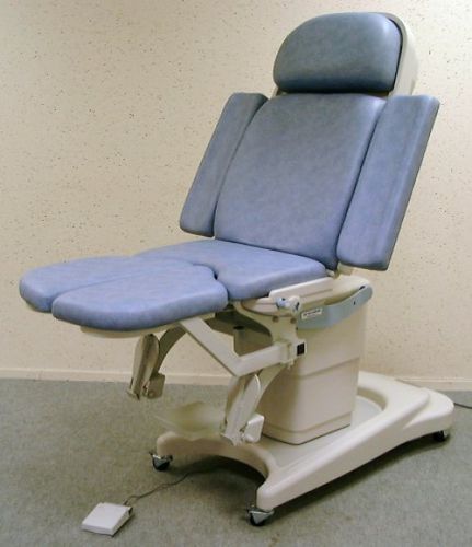 Gynäkologie-Untersuchungsstuhl - 96000000 - Creo Medical - Urologie / elektrisch / höhenverstellbar