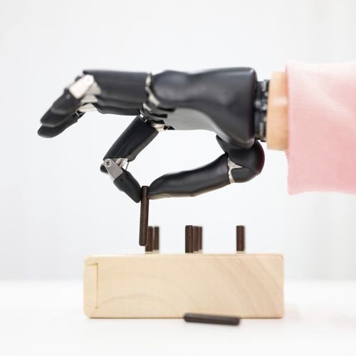 Myoelektrische Handprothese - schubert and braun prothesenwerk - mehrgelenkig / für Erwachsene