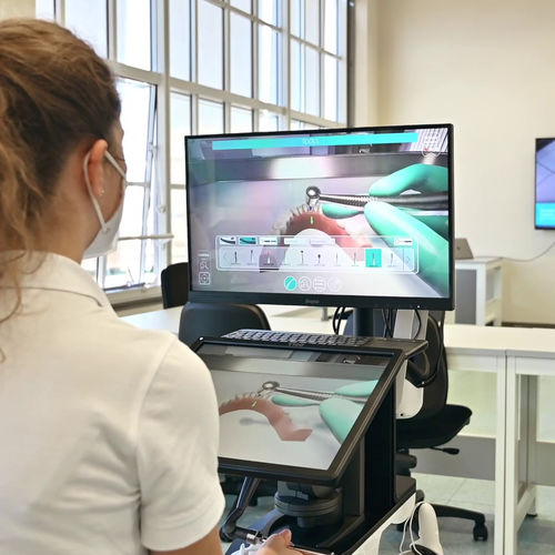 Trainingssimulator - Virteasy Dental V2 & VR (NextGen) - HRV Simulation - Dental / Arbeitsstation / Arbeitsstation