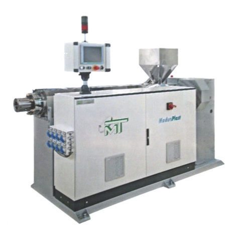 Produktionsanlage - Modenplast Medical S.r.l.
