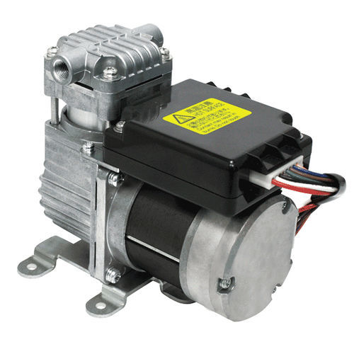 Medizinische Vakuumpumpe - DP 0410 - Nitto Kohki Europe GmbH - Kolben / tragbar / ölfrei