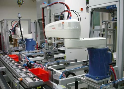 Kontinuierliches Verpackungssystem - FLG Automation AG - Roboter / linear / Blister