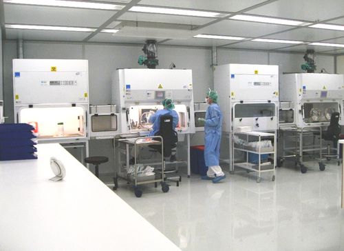 Reinraum für pharmazeutische Labore - CleanSteriCell® 3000.4.319 - SCHILLING ENGINEERING - modular / eingebaut / Klasse D