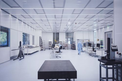 Reinraum für die Pharmaindustrie - CleanCell 4.0® - SCHILLING ENGINEERING - modular / eingebaut / ISO Klasse 6