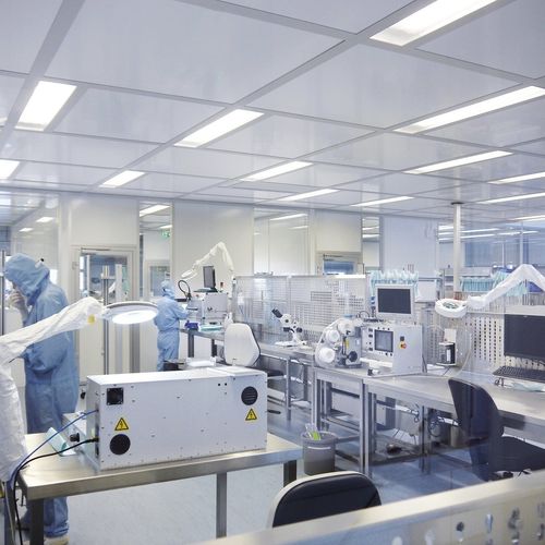 Reinraum zur Herstellung von Kathetern - CleanMediCell®  - SCHILLING ENGINEERING - zur Herstellung von Stents / modular / eingebaut