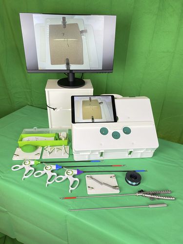 Geburtshilfe/Gynäkologie-Simulator - eoSim SurgTrac OBGYN - eoSurgical - Ausbildung / Näh / zum Sezieren