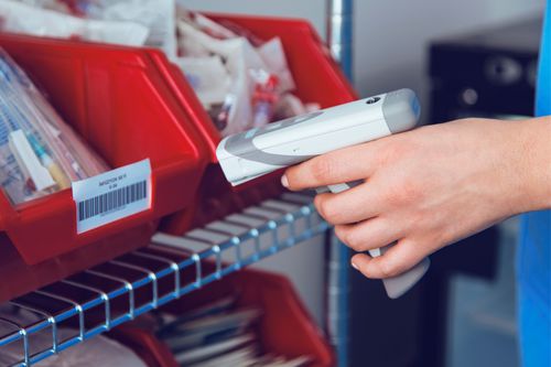 Managementsystem / Lager zur Bestandsverwaltung - SMARTWard® - Simeks Medical Systems - für Kliniken / mit Strichcode-Scanner