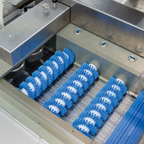 Automatischer Beschicker - Heino Ilsemann GmbH - für Verpackungsmaschinen