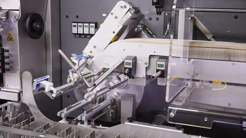 Automatischer Kartonierer - P3  - Körber Pharma - kontinuierlich / bodenstehend / modular