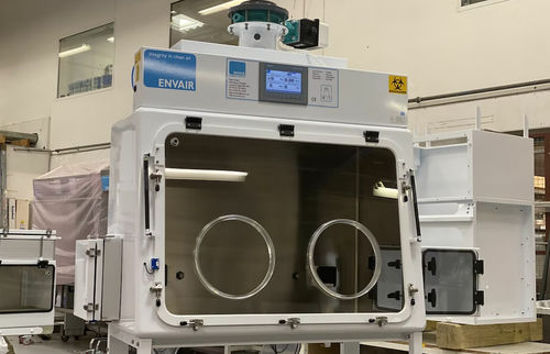 Mikrobiologische Sicherheitswerkbank / Klasse III - Bio 3+ - Envair - Labor / bodenstehend / mit HEPA-Filter