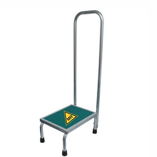 Stufentritt mit 1 Stufe - HO-16 - Hongkong Medi - unmagnetisch / mit Handlauf / Kunststoff