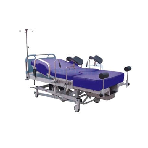 Bett für Entbindungen - MC-D02 - Zhangjiagang Medi Medical Equipment - elektrisch / höhenverstellbar / auf Rollen