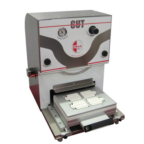 Heißsiegelmaschine für die Pharmaindustrie - Master Cut - O.M.A.R. S.r.l. Pharmaceutical Blister Solution - halbautomatisch / Blister / Tisch