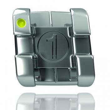 Orthodontie Bracket / Metall - Axcess - GC Orthodontics - großformatig