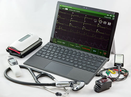 Kompakter Vitalzeichenmonitor - PRIME - Rinicare - modular / Handgerät / TEMP