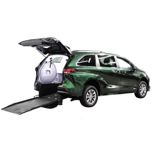 SUV Fahrzeug für Personen mit eingeschränkter Mobilität - 28841 - Freedom Motors USA - Benzin / elektrisch / hybrid