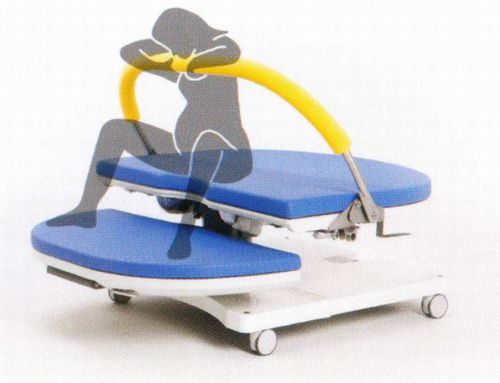Bett für Entbindungen - Pandere - Seagull Medica - Notfall / elektrisch / auf Rollen