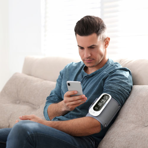Automatischer Blutdruckmonitor - BPM 300 - LifeVit - oszillometrisch / Wearable / mit Akku