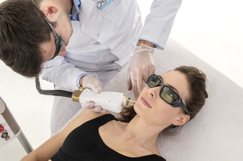 Laser für Hautverjüngung - ORIGIN® - Deleo - zur Aknebehandlung / Er:Glas / auf Wagen