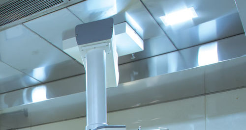 Einbaubeleuchtung - AMENSCO MEDICAL TECHNOLOGIES - deckenmontiert / für OP-Bereich / LED