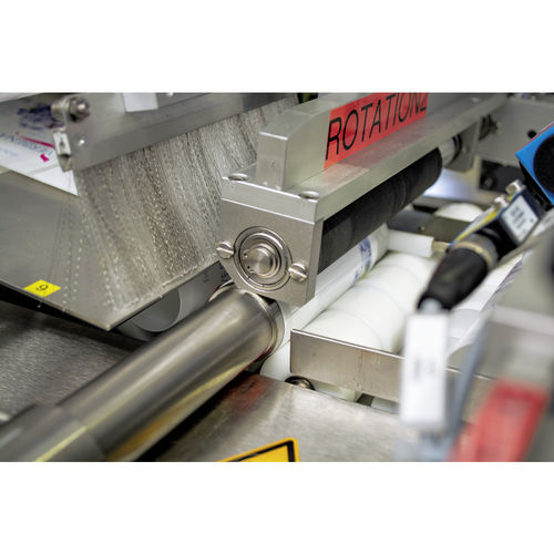 Reagensgläser-Etikettiersystem - TEM series - b+b Automations- und Steuerungstechnik GmbH - für Spritzen / automatisch / Barcode