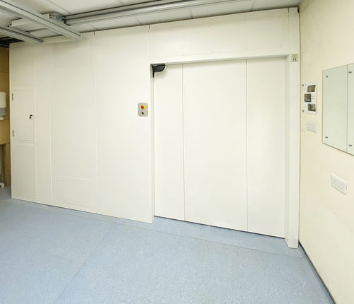 Strahlenschutztür - X-RAY DOORS - mit Abschirmung / für Krankenhaus / für Zyklotrone