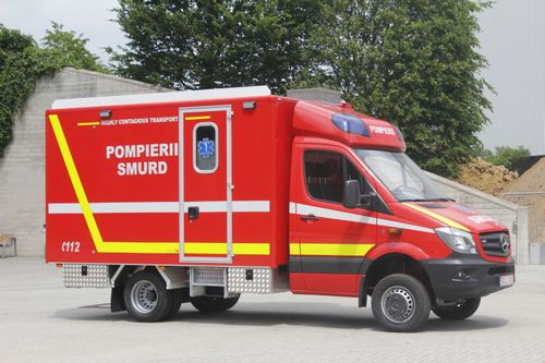Kofferfahrzeug-Ambulanz - DELTAMED SRL - 4x4 / Gelände / für Übergewichtige