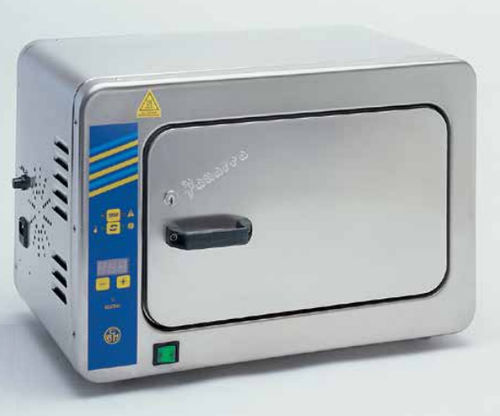 Medizinischer Sterilisator / Trocken - 2429/A - C.B.M. - Tisch / mit Frontöffnung / automatisch