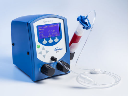 Labor-Mediendosierer - Ultimus I - Nordson EFD - Tisch