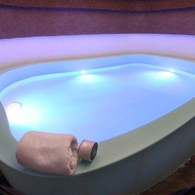 Bodenstehendes Floatingbecken - 1 - Openfloat