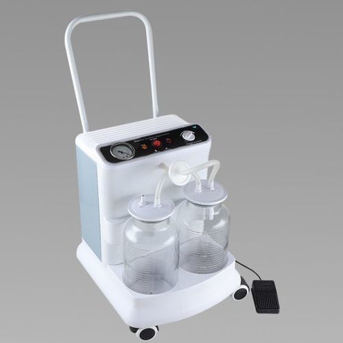 Elektrische chirurgische Absaugpumpe - 35D - Medinain - auf Rollen