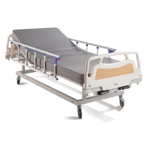 Krankenhausbett - 2 - Palakkad Surgical Industries - manuell / höhenverstellbar / auf Rollen