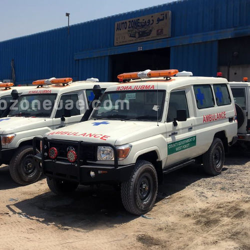 Ambulanz mit Sauerstofftherapie - HZJ78 - AUTO ZONE ARMOR AND PROCESSING CARS L.L.C - 4x4 / Diesel / mechanisch