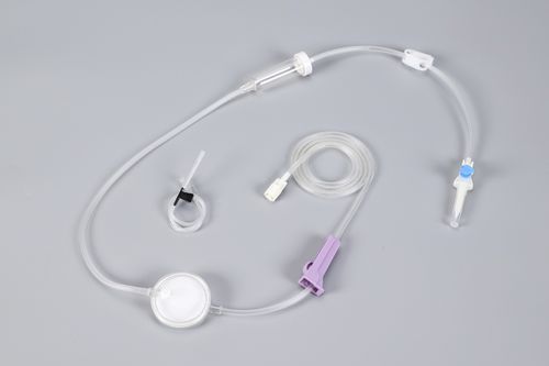 Polyvinylchlorid-Infusionsset - Zhejiang Runqiang Medical Instruments - mit Tropfkammer / mit Absperrhahn / mit Filter zur Vorbeugung von Partikel-Kontaminationen